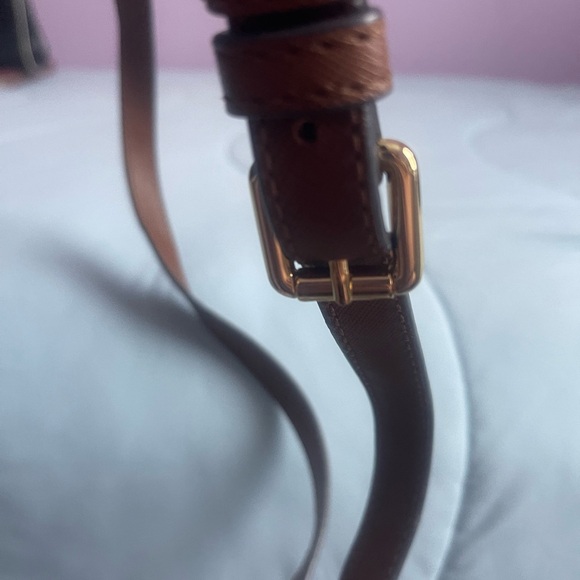 Black Michael Kors Cross-body Bag with Camel Trim - Picture 10 of 10